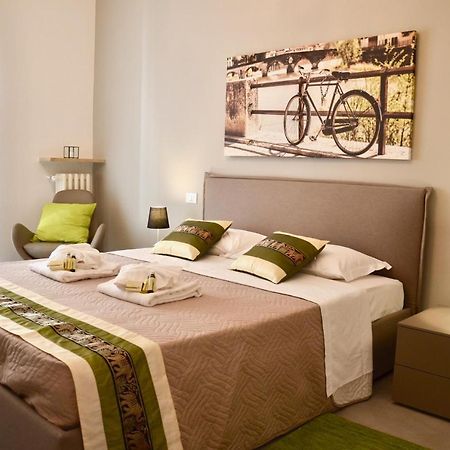 Flats4Rent Nikos Leilighet Verona Eksteriør bilde